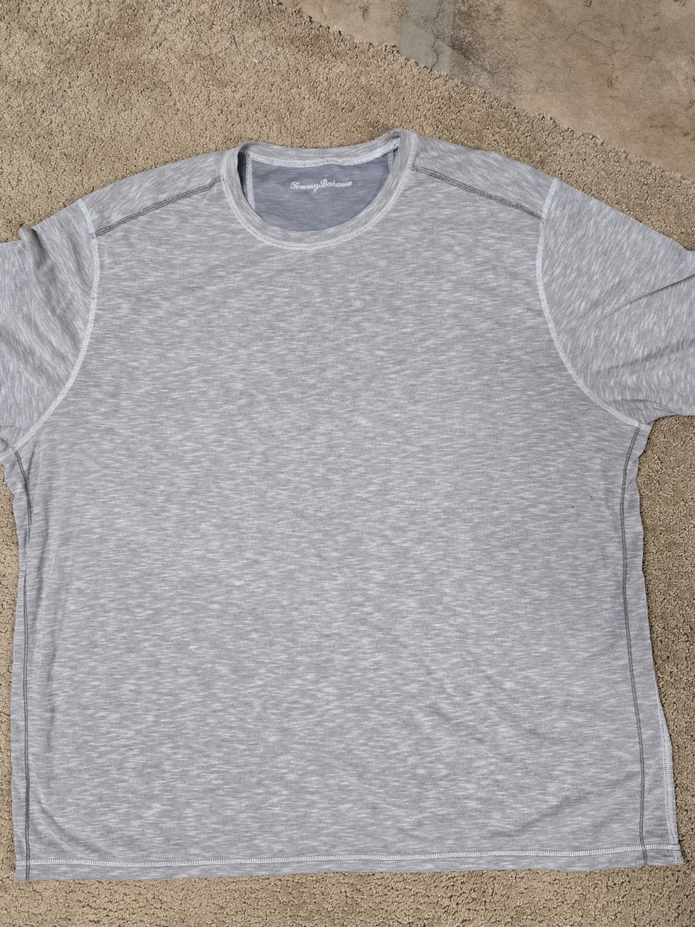 Tommy Bahama Short Sleeve Crew Neck T-Shirt in Heather Light Gray